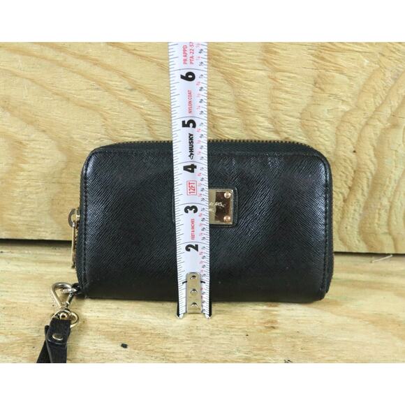 MICHAEL KORS Wallet Black Saffiano Leather Zip Around Clutch Wristlet 2012 - Picture 9 of 9